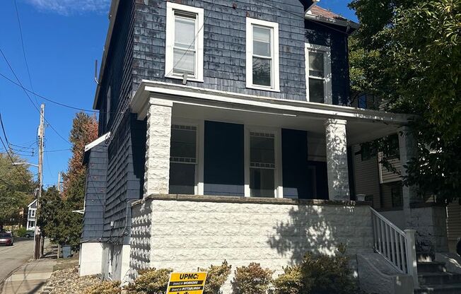 *** Shadyside * Large 4 Bedroom House For Rent * Incredible Location * Walk to Shopping * Renovated * Available Now ***