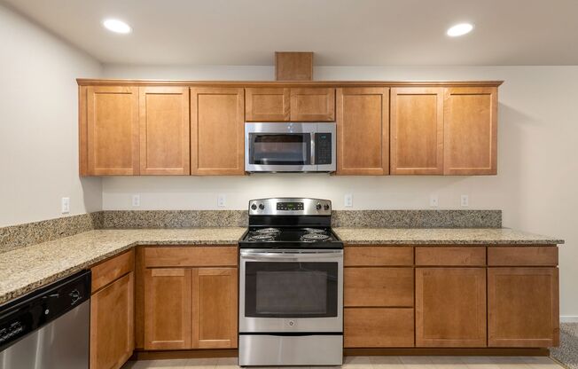 16503 6th Avenue West