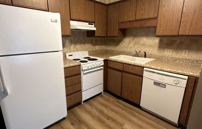 1 Bedroom 1 Bathroom Condo!