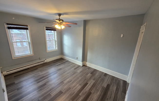 11266 S CHAMPLAIN AVE