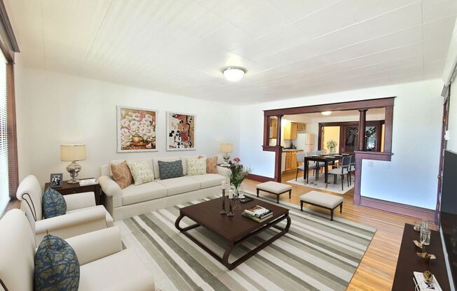 1022 W Sinto Ave.