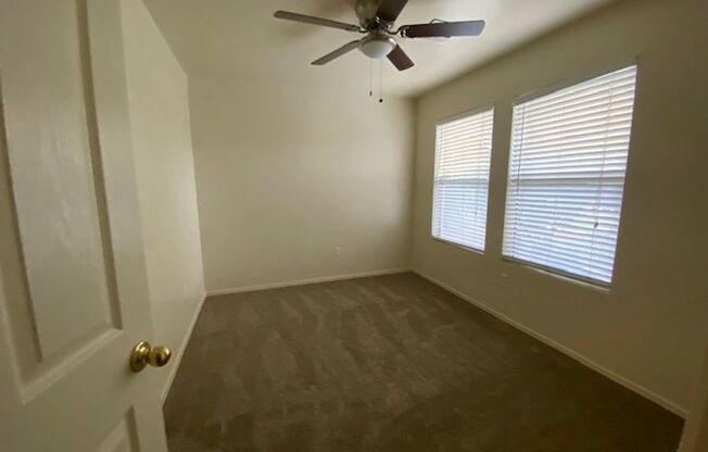 3 beds, 2.5 baths, $2,345