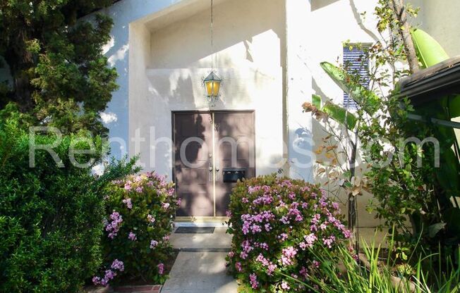 Scripps Ranch, 10258 Grayfox Dr, Nice Views, Private Pool and Spa, Fireplace, 2 Car Garage with Opener.
