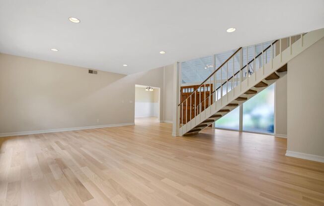 Westlake Village 5 Bedroom Foxmoor Home, walk to Westlake Elementary
