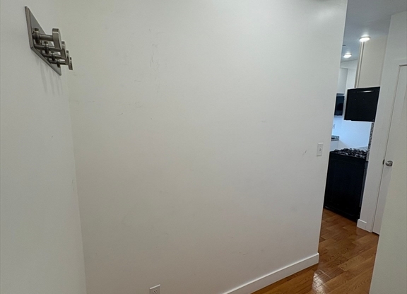 Studio, 1 bath, $1,495, Unit 10