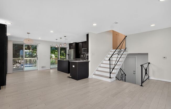 Luxury living in this bright, charming 3bd/2.5bth SF home in North Cleveland Park!