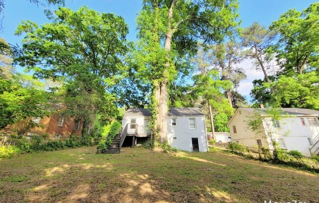 332 ANGIER AVE