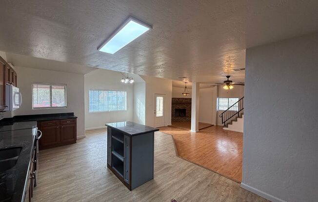 4 Bedroom Home in Historic Central Phoenix | All Utilities Included