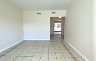 2 beds, 1 bath, $1,275