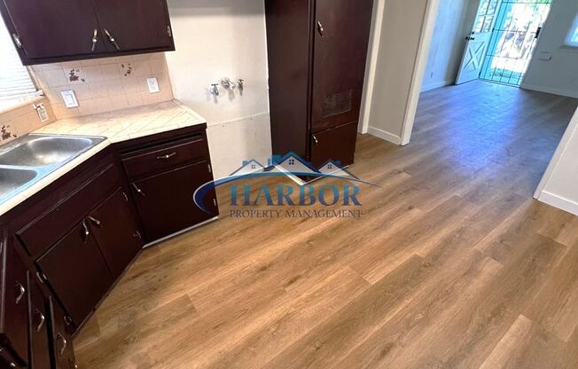 10019 - 10023 Felton Ave