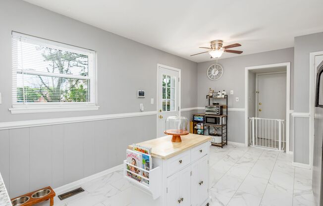 Charming 3-Bedroom Coastal Home in the Heart of Hampton