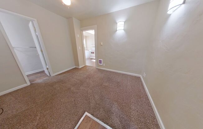 671 East 16th Ave / 671 1/2 East 16th Ave