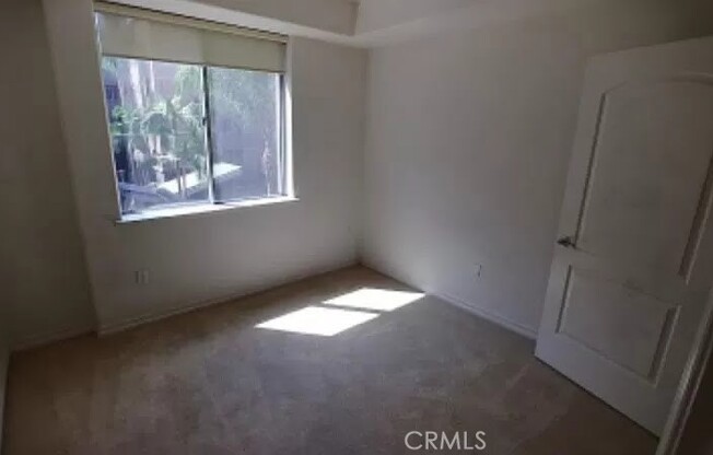 2 beds, 2 baths, 1,240 sqft, $3,750, Unit 450