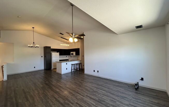 Modern 2 Bedroom 2 Bathroom NW Home In A Gated Community