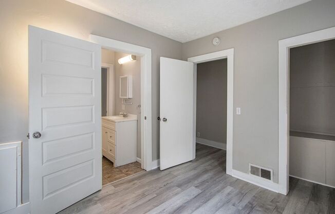 3 beds, 1 bath, $1,399