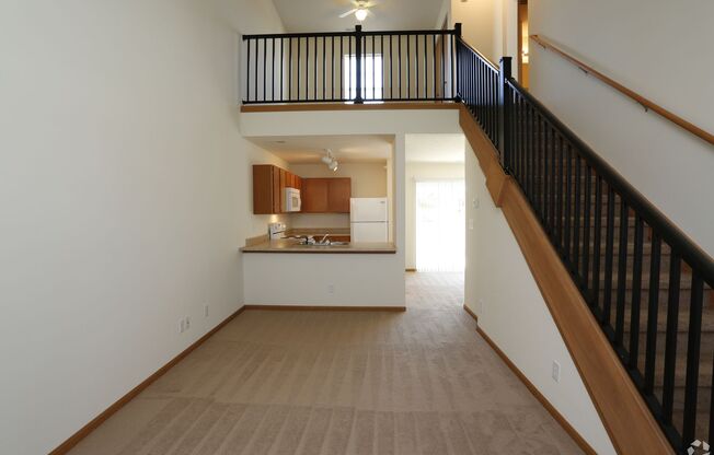 2 beds, 2 baths, 1,155 sqft, $1,400, Unit Apt 37