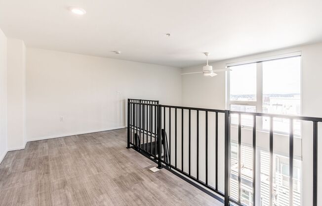 Studio, 1 bath, 439 sqft, $1,725, Unit 711