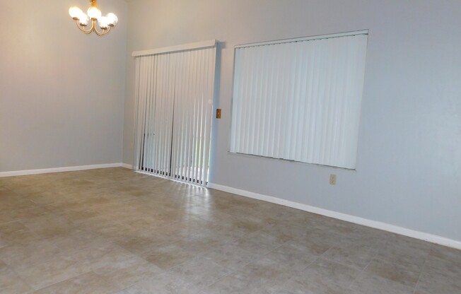 Spacious 2/2 Townhouse in Marchwood!