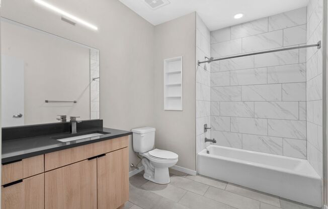 Studio, 1 bath, 548 sqft, $1,800, Unit 411