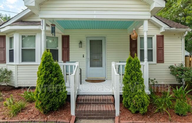 821 OAK AVE