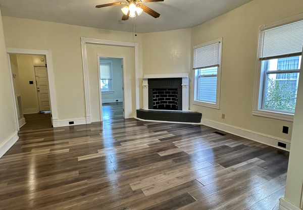 127 POPLAR AVE