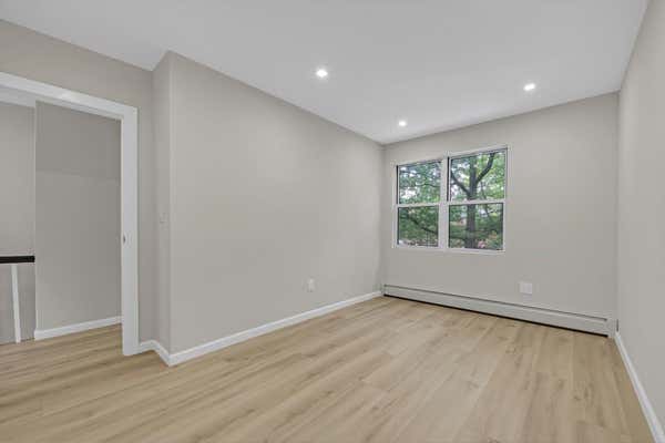 11023 172 ST