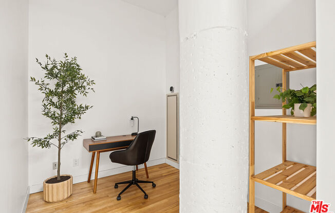 Studio, 1 bath, 707 sqft, $2,290, Unit 628