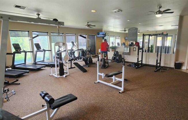 2 beds, 2 baths, $1,900, Unit # 1033