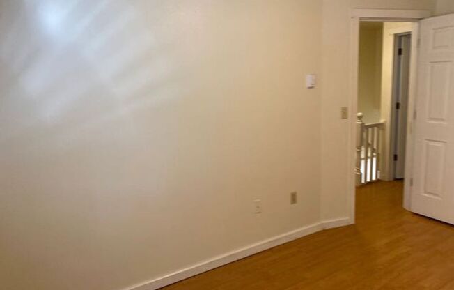 2 beds, 1.5 baths, $1,575, Unit 842/A/A