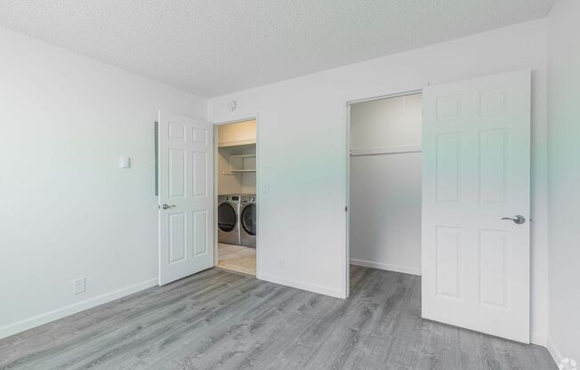 2 beds, 1 bath, 1,014 sqft, $1,695, Unit 42