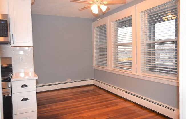 11 HAMMOND ST