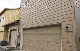 2 beds, 2.5 baths, 1,479 sqft, $2,050, Unit 821 SE 11th Place