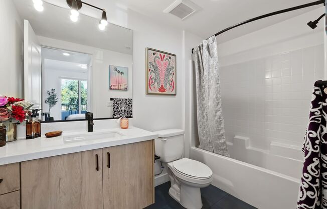 1 bed, 1 bath, 600 sqft, $2,500, Unit 122