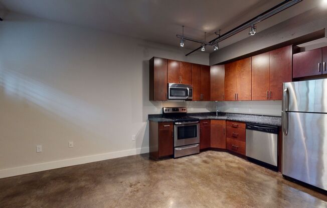 1 bed, 1 bath, 561 sqft, $850, Unit G17