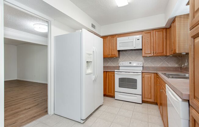 2 beds, 2 baths, $1,795