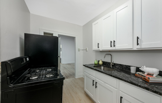 2 beds, 1 bath, 1,000 sqft, $995, Unit Unit 432