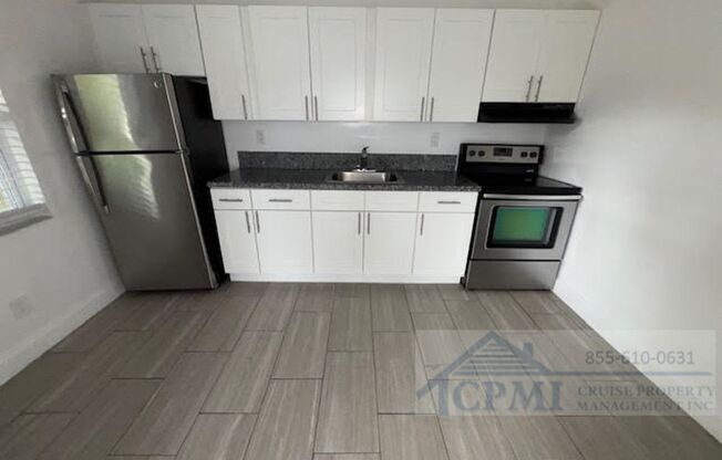 2 beds, 1 bath, 864 sqft, $1,925, Unit 205