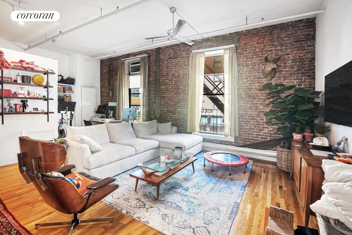 122 DUANE ST