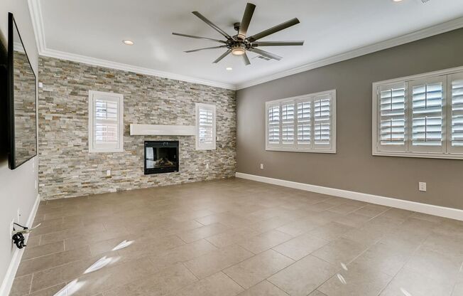 Stunning 4 Bedroom /4bath in Summerlin