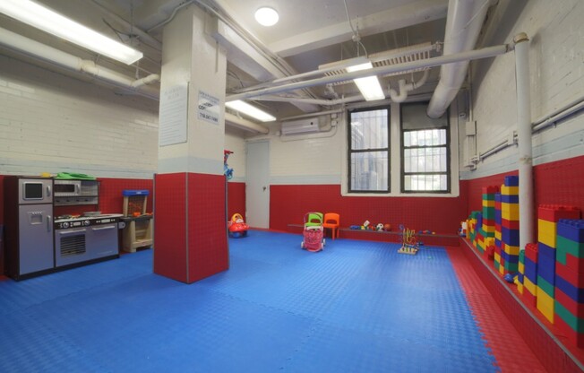 4 beds, 3 baths, 1,800 sqft, $11,000, Unit 5A