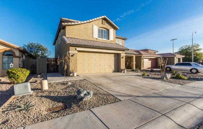 Charming 5 Bed 3 bath Home in Avondale