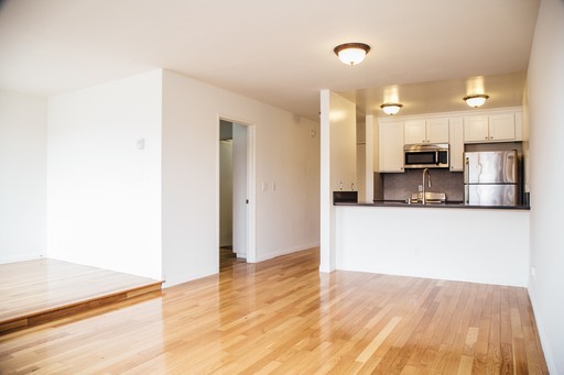 Studio, 1 bath, 476 sqft, $2,395, Unit 112