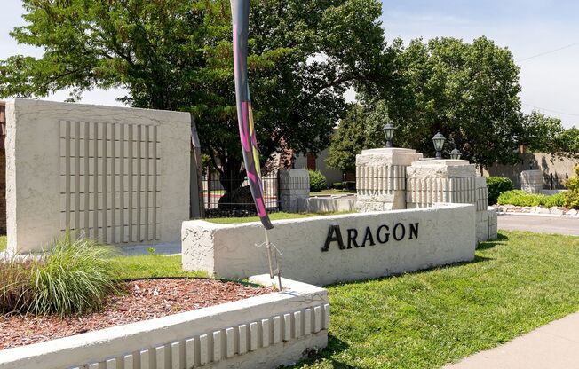 Aragon Apartments