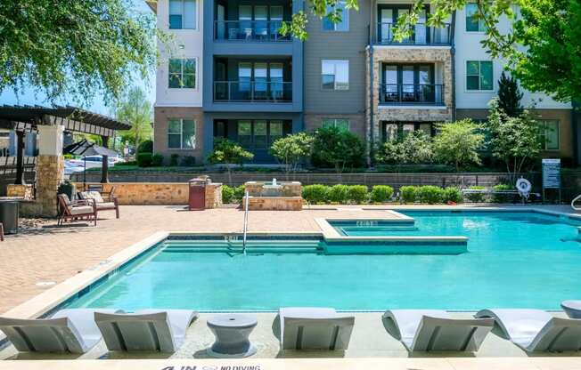 swimming pool at Berkshire Medical District apartments