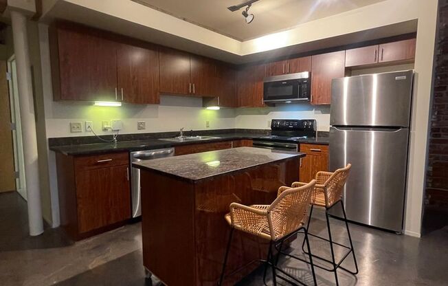 1 bed, 1 bath, 794 sqft, $1,293, Unit 009