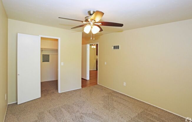 1 bed, 1 bath, 672 sqft, $1,865, Unit 073