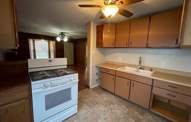 2 beds, 2 baths, $975