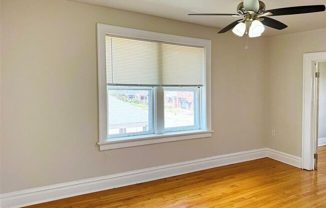 2 beds, 1 bath, 888 sqft, $1,275, Unit Arsenal Street-6328