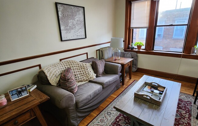 240 Kelton St 01