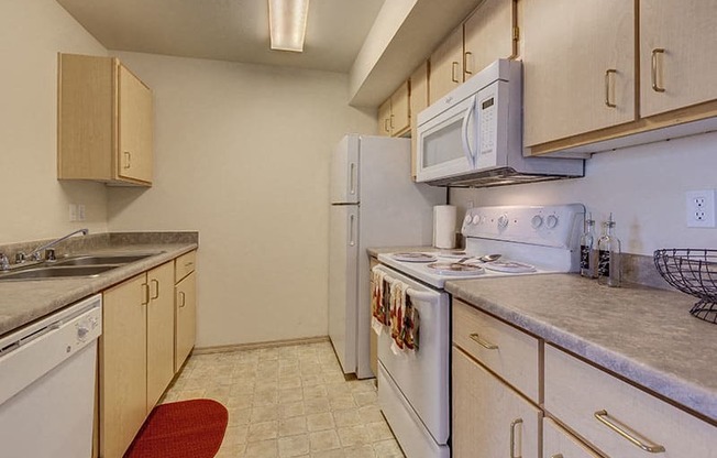 Kitchen interior at SILVER CREEK, Pasco, Washington